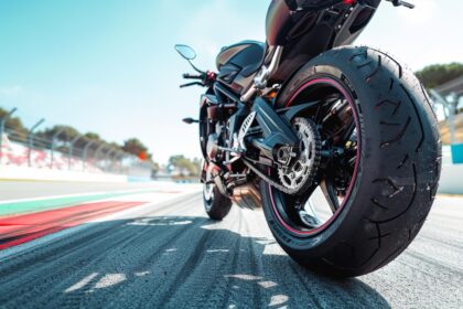 Les pneus moto : le secret ultime pour une conduite sûre et optimale